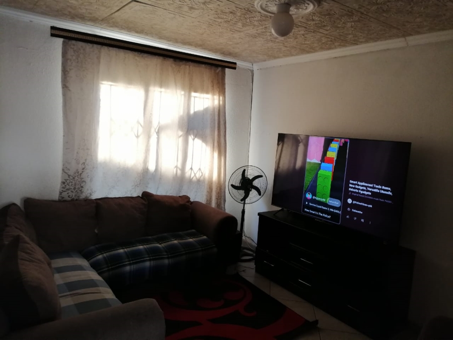 To Let 2 Bedroom Property for Rent in Mabopane Unit X North West